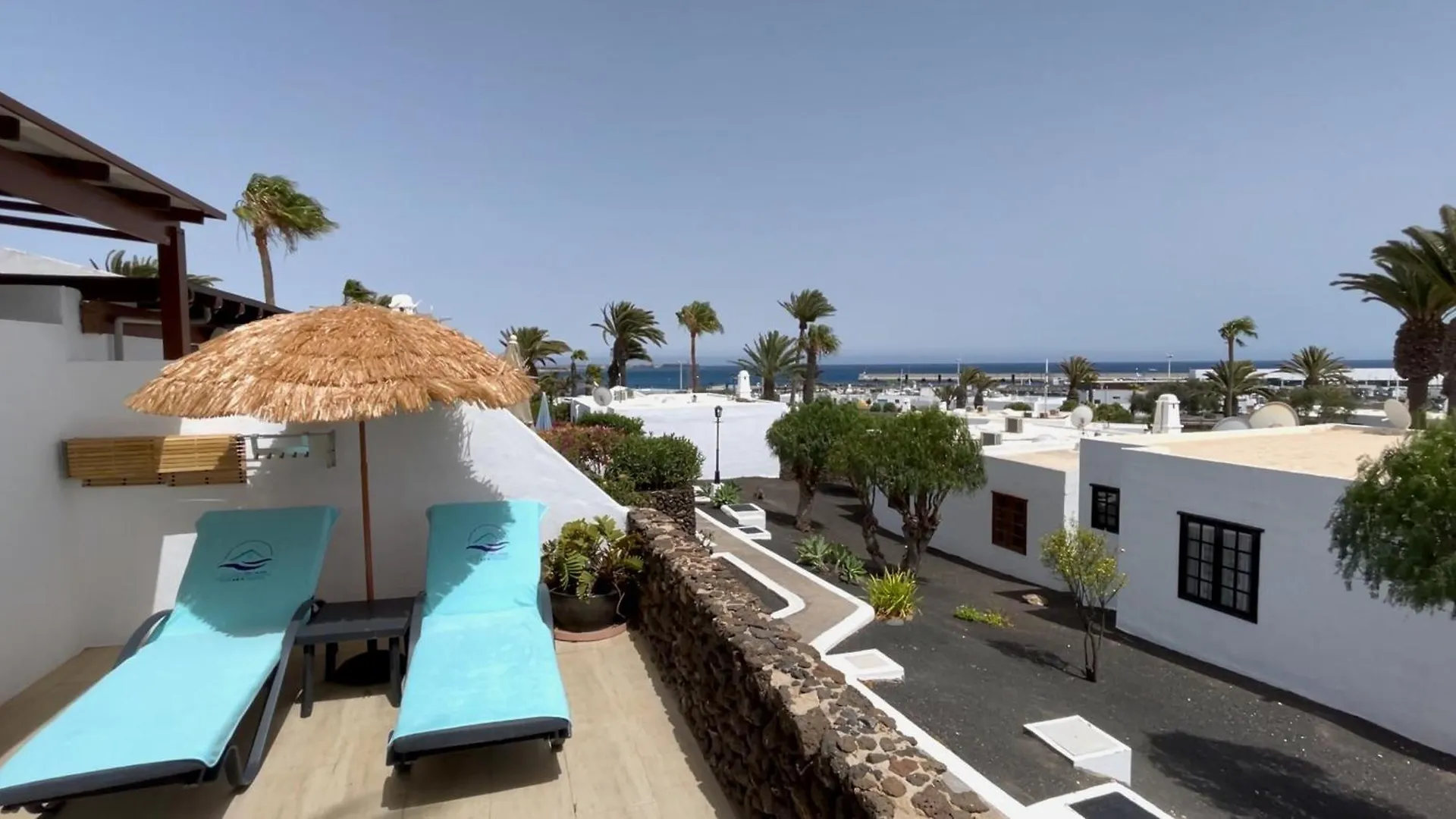 La Casa Del Mar The Sea House Aparthotel Playa Blanca  Spain