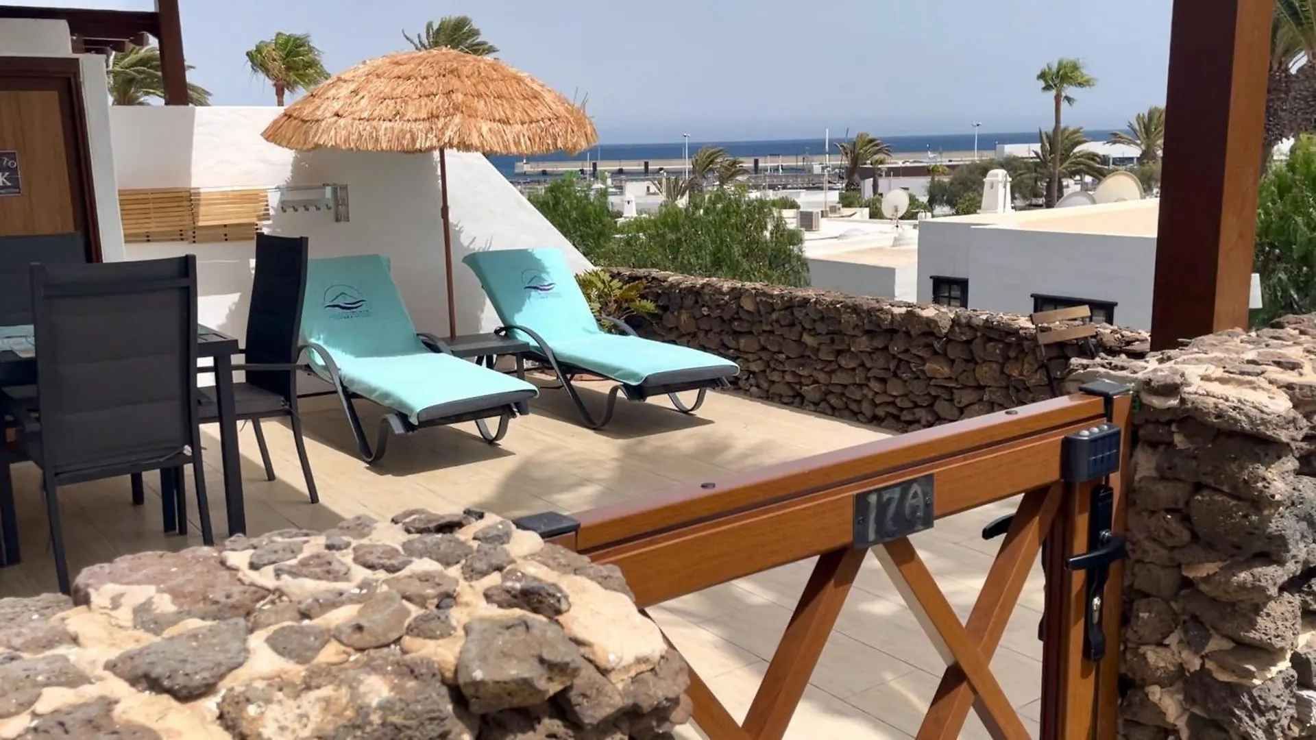 La Casa Del Mar The Sea House Aparthotel Playa Blanca